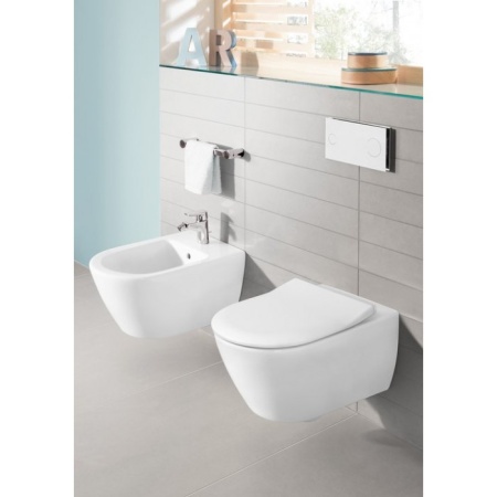 Унитаз подвесной с сиденьем Villeroy & Boch Subway 2.0 CeramicPlus 5614R2R1
