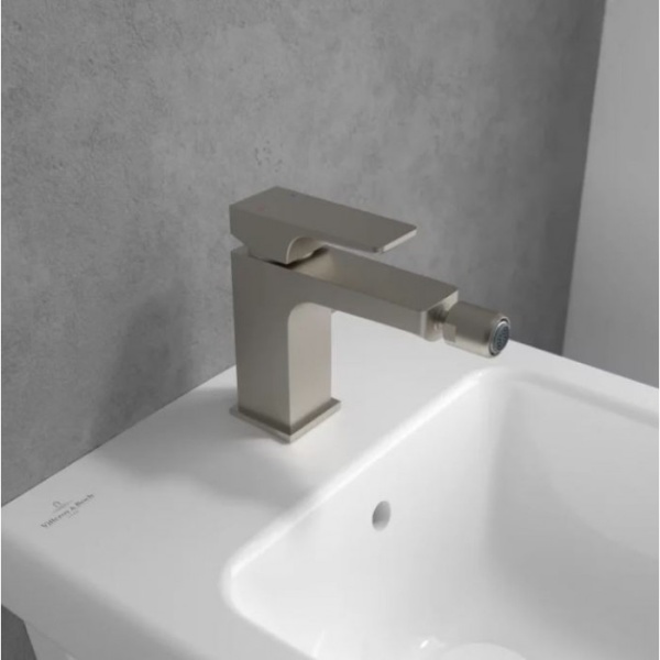 Смеситель Villeroy & Boch Architectura Square TVB12500100064 для биде, никель сатинированный TVB12500100064